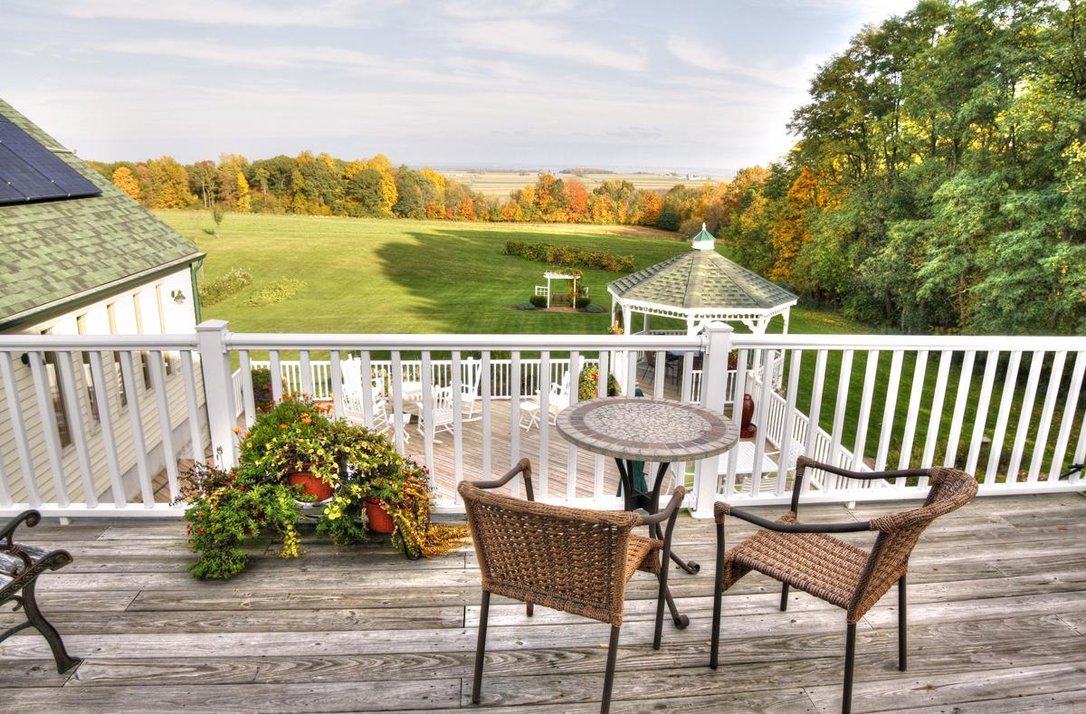 Los Gatos Bed & Breakfast Penn Yan Exterior foto
